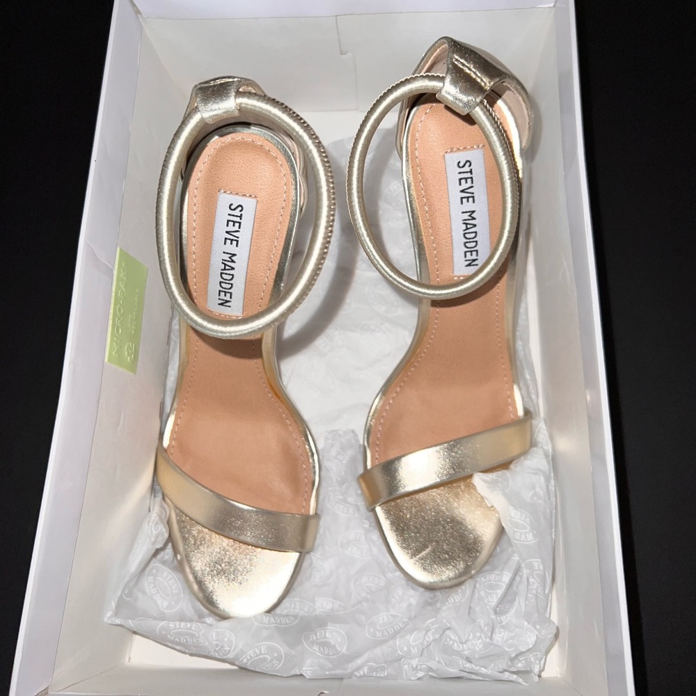 Steven Madden Heeled Sandals size 5.5